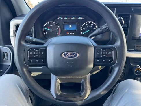 Used 2024 Ford F250 XLT w/ FX4 Off-Road Package image 13