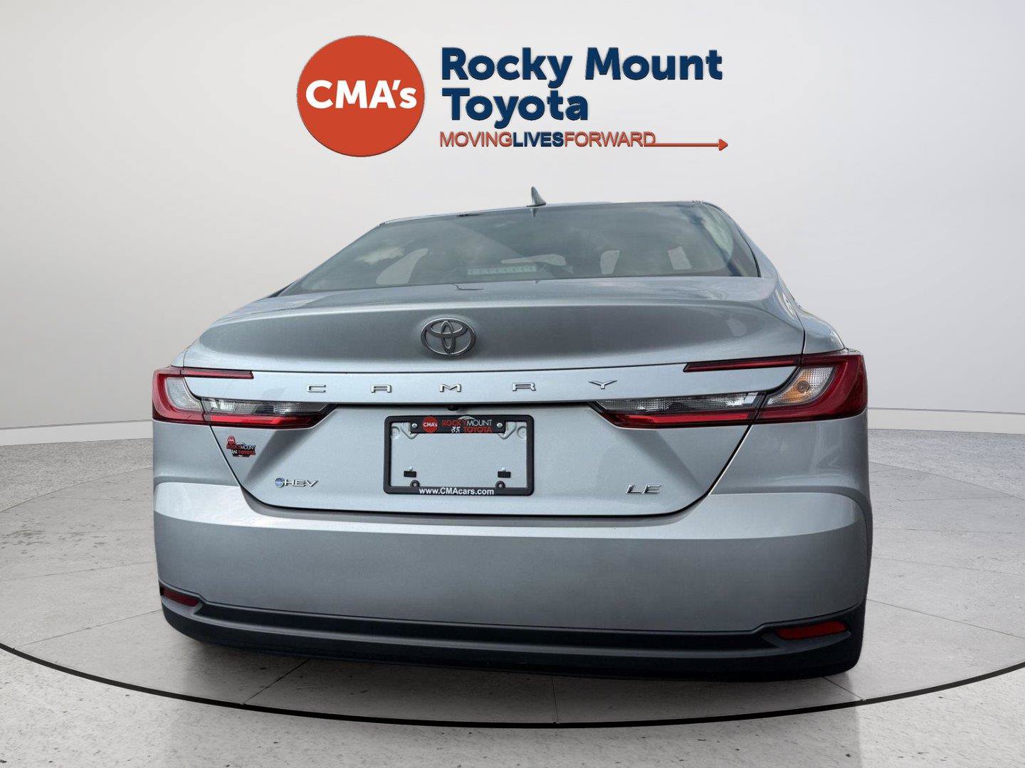 Used 2025 Toyota Camry LE FWD image 6