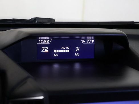 Used 2023 Subaru Crosstrek 2.5i Limited AWD/4WD image 17