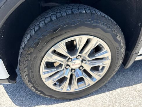 Used 2022 GMC Sierra 1500 Denali AWD/4WD image 37