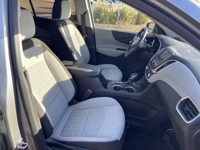 Used 2023 Chevrolet Equinox LT w/ Driver Convenience Package FWD image 16