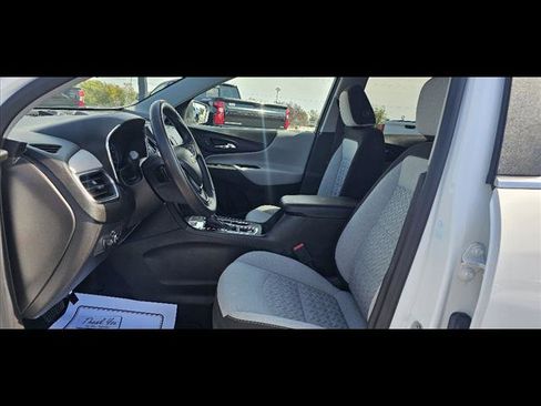 Used 2024 Chevrolet Equinox LT image 13
