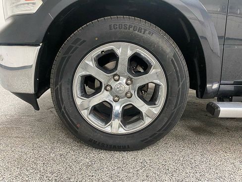 Used 2017 RAM 1500 Laramie w/ Convenience Group image 18