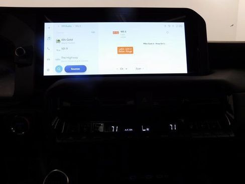 Used 2024 Toyota Land Cruiser image 40