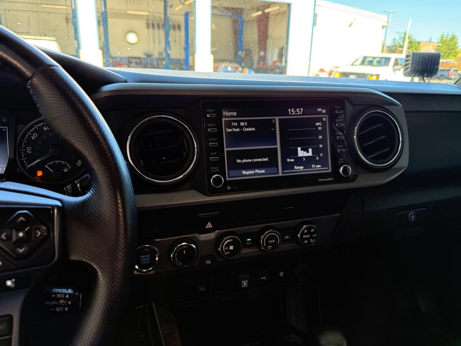 Used 2020 Toyota Tacoma TRD Off-Road AWD/4WD image 16