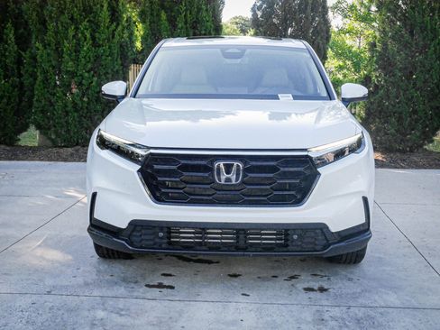 Used 2024 Honda CR-V EX-L image 3