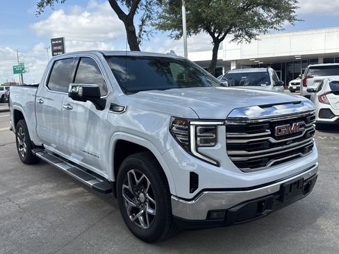 Used 2026 GMC Sierra 1500 SLT RWD image 14