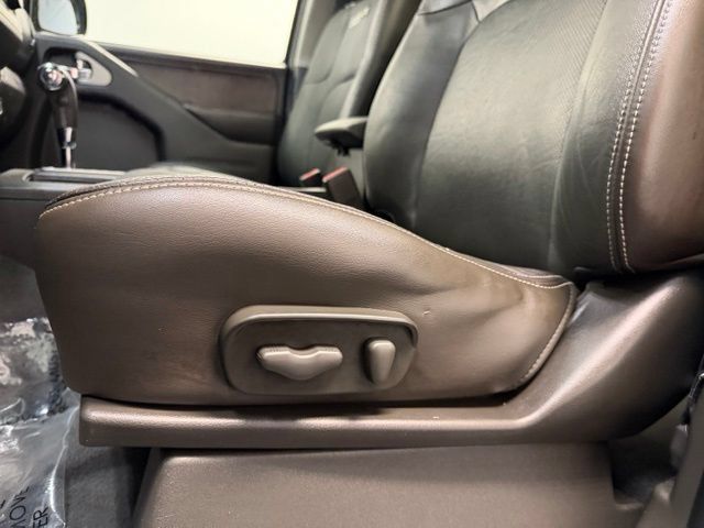 Used 2019 Nissan Frontier PRO-4X AWD/4WD image 12