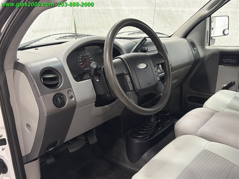 Used 2005 Ford F150 XL AWD/4WD image 3