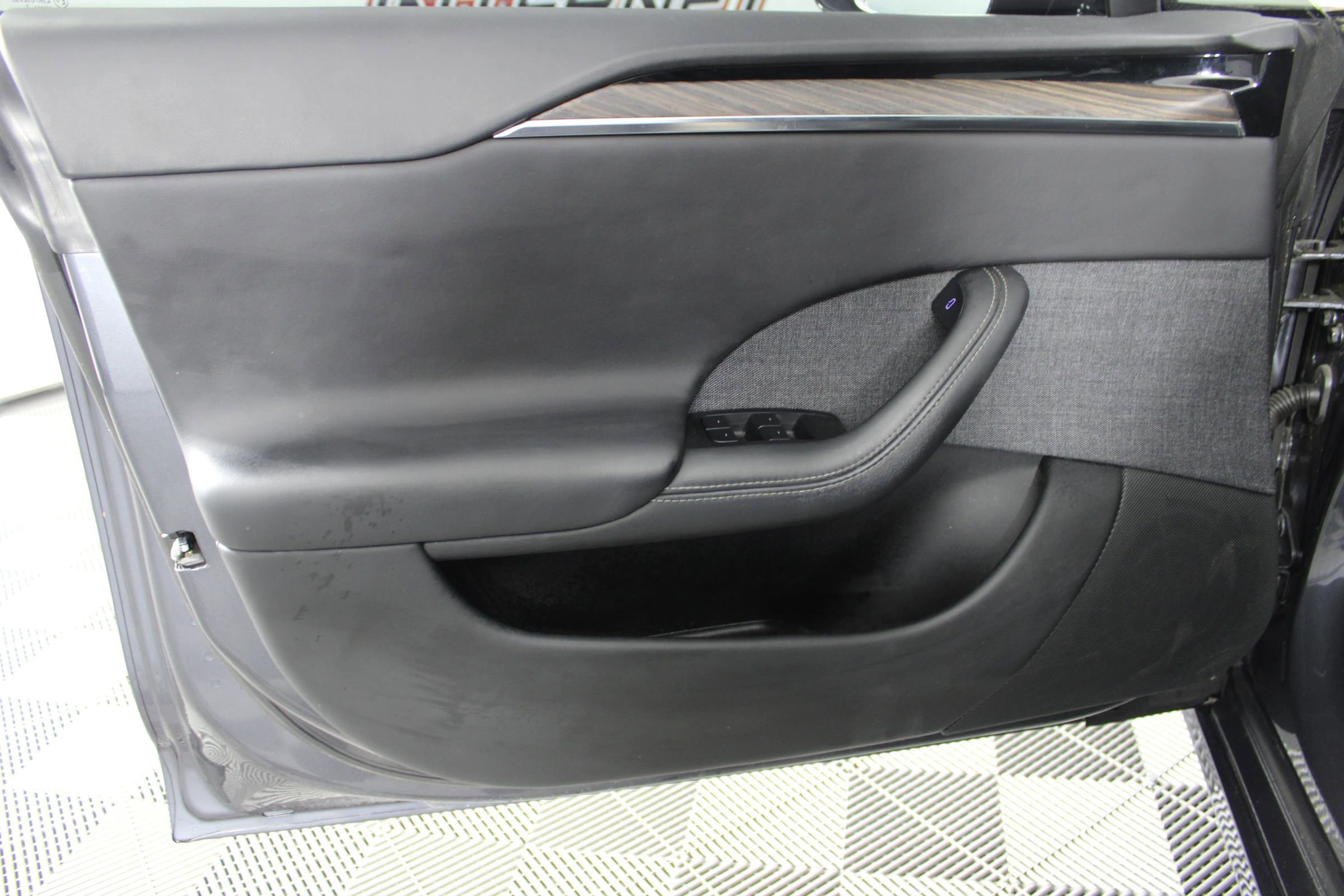 Used 2021 Tesla Model S Plaid AWD/4WD image 40