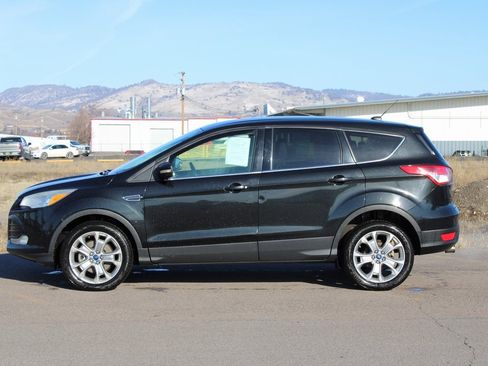 Used 2013 Ford Escape SEL image 2