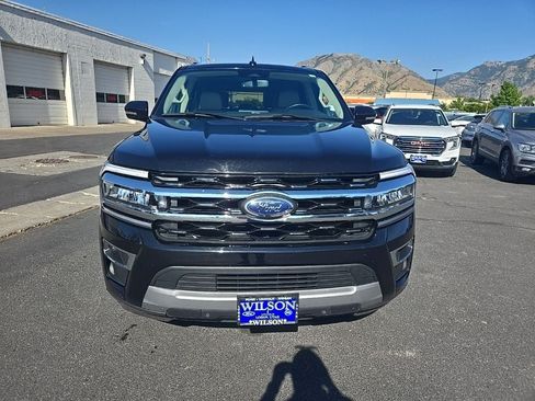 Used 2024 Ford Expedition Max Limited AWD/4WD image 2