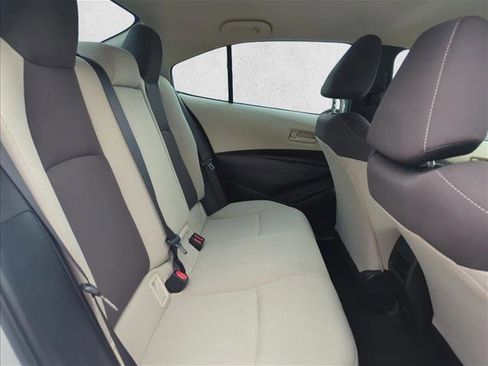 Used 2022 Toyota Corolla LE FWD image 22