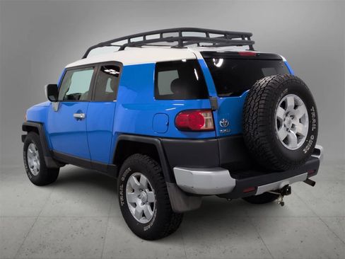 Used 2007 Toyota FJ Cruiser 4WD image 6