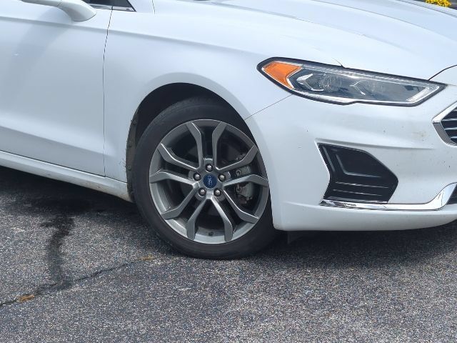 Used 2020 Ford Fusion SEL FWD image 2