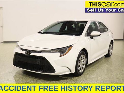 Used 2022 Toyota Corolla LE FWD image 4