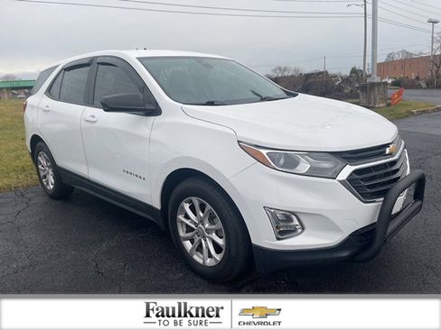 Used 2020 Chevrolet Equinox LS image 1