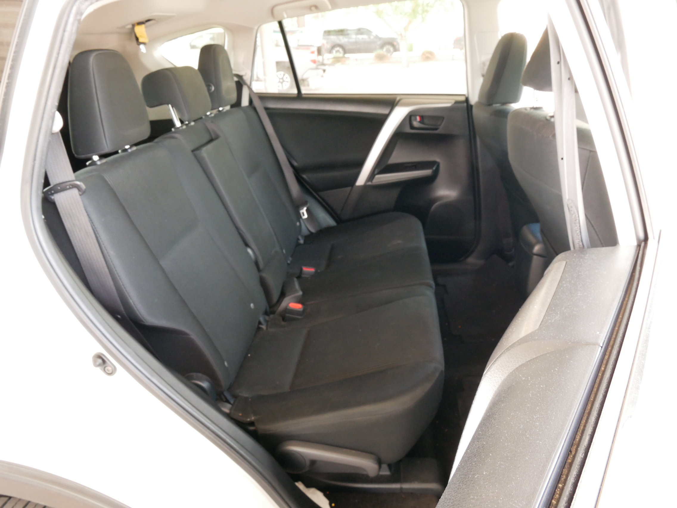 Used 2017 Toyota RAV4 LE w/ Carpet Mat Package FWD image 3