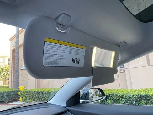 Used 2019 Tesla Model 3 Long Range image 21