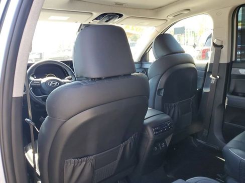 Used 2024 Hyundai Palisade Limited AWD/4WD image 15
