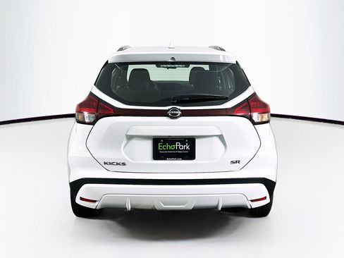 Used 2024 Nissan Kicks SR image 7