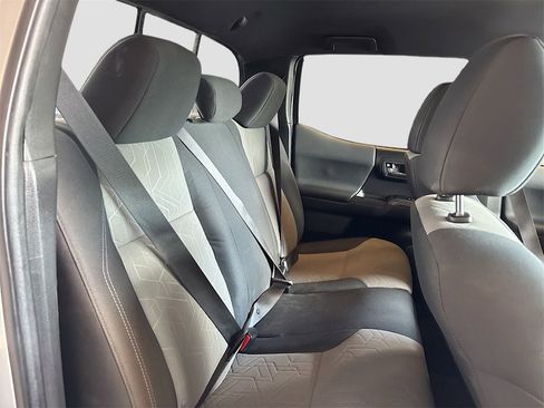 Used 2023 Toyota Tacoma TRD Off-Road image 24