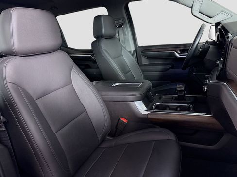 Certified 2022 GMC Sierra 1500 SLT w/ SLT Convenience Package image 34