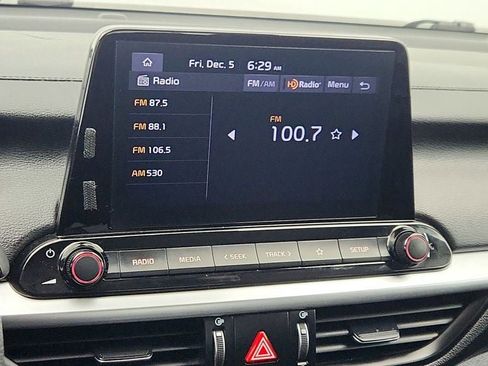 Used 2023 Kia Forte LX image 18