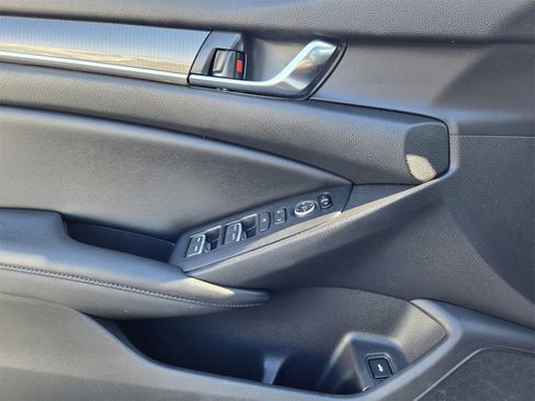 Used 2020 Honda Accord Sport image 23