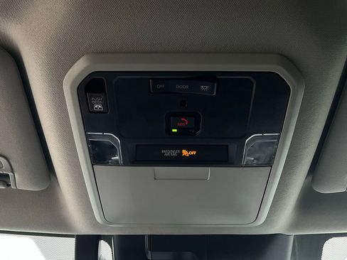 Used 2022 Toyota Tundra Limited w/ Power Package image 18