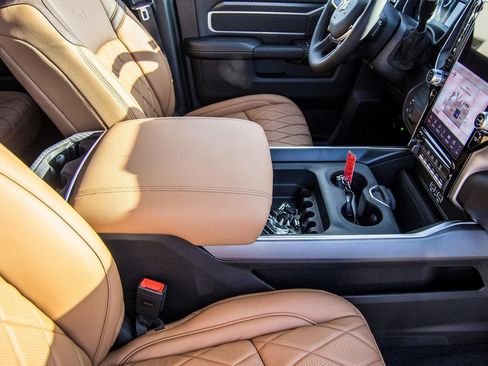 New 2025 RAM 2500 Big Horn AWD/4WD image 57