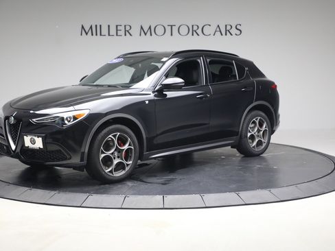 Used 2022 Alfa Romeo Stelvio Ti image 1