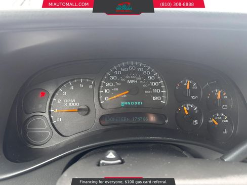 Used 2005 Chevrolet Tahoe Z71 w/ Preferred Equipment Group AWD/4WD image 18