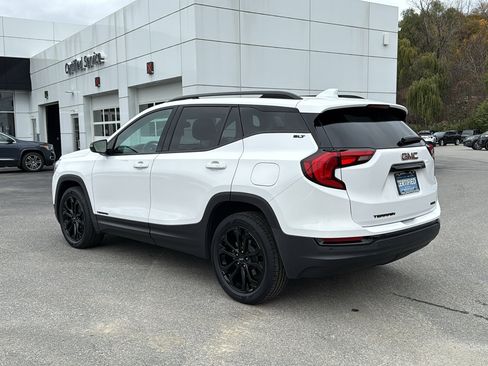 Certified 2021 GMC Terrain SLT w/ Infotainment Package II image 6