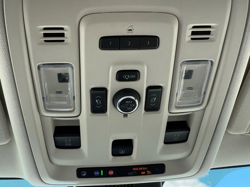 Used 2023 GMC Yukon Denali image 50