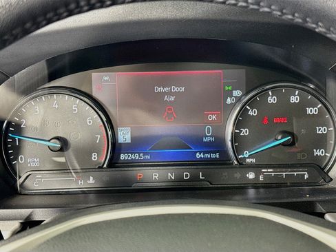 Used 2023 Ford Explorer XLT w/ Equipment Group 202A AWD/4WD image 12