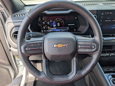 New 2026 Chevrolet Colorado W/T image 19
