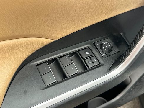 Certified 2025 Toyota RAV4 XLE AWD/4WD image 15
