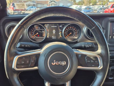 Used 2020 Jeep Gladiator Sport w/ Quick Order Package 24S AWD/4WD image 19