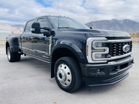 Used 2025 Ford F450 King Ranch w/ FX4 Off-Road Package image 6