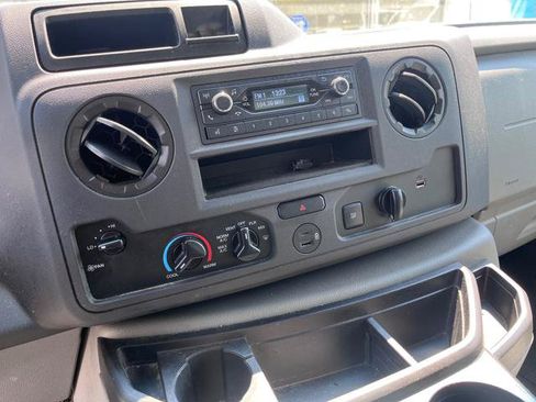 Used 2022 Ford E-350 and Econoline 350 Super Duty w/ Power Windows & Locks Group RWD image 12
