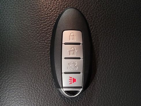 Used 2019 Nissan Altima 2.5 Platinum FWD image 32