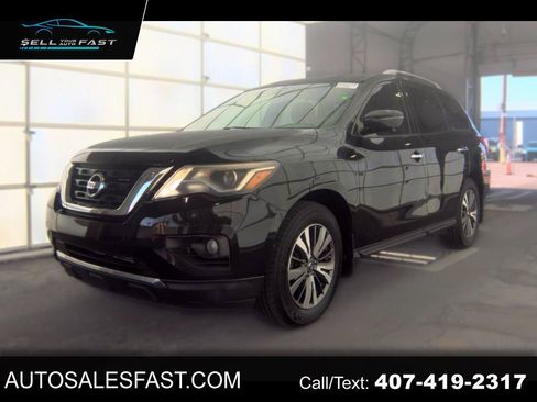 Used 2017 Nissan Pathfinder SL FWD image 1