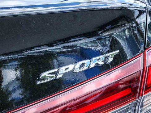 Used 2025 Honda Civic Sport image 11