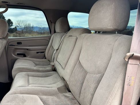 Used 2005 Chevrolet Tahoe LS w/ Preferred Equipment Group image 8