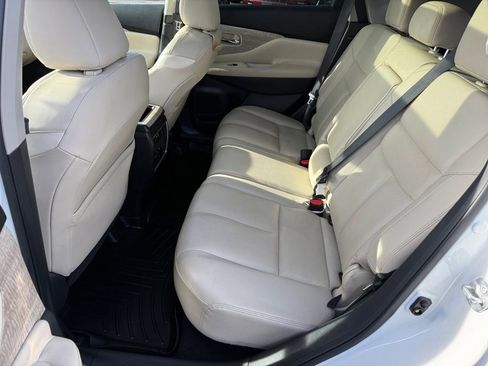 Used 2020 Nissan Murano SL w/ Moonroof Package image 12