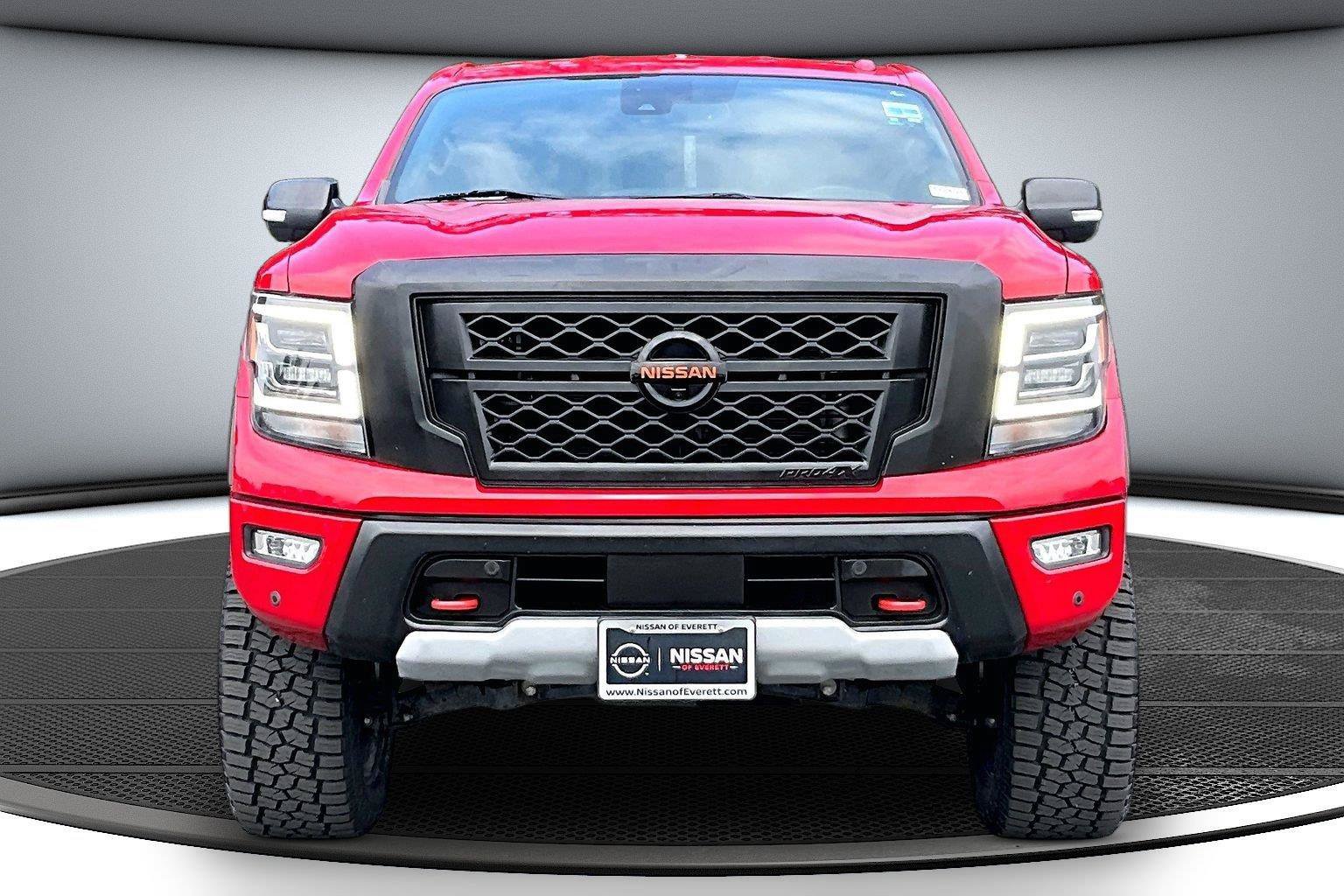 Used 2021 Nissan Titan PRO-4X w/ Pro-4x Convenience Package AWD/4WD image 3