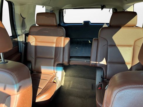 Used 2015 Chevrolet Tahoe LTZ image 12