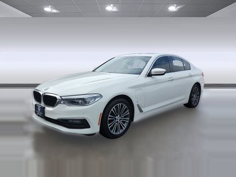Used 2018 BMW 530e xDrive 530e xDrive iPerformance image 4