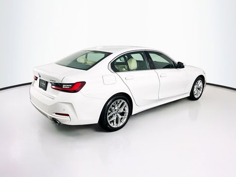 Used 2025 BMW 330i Sedan image 9